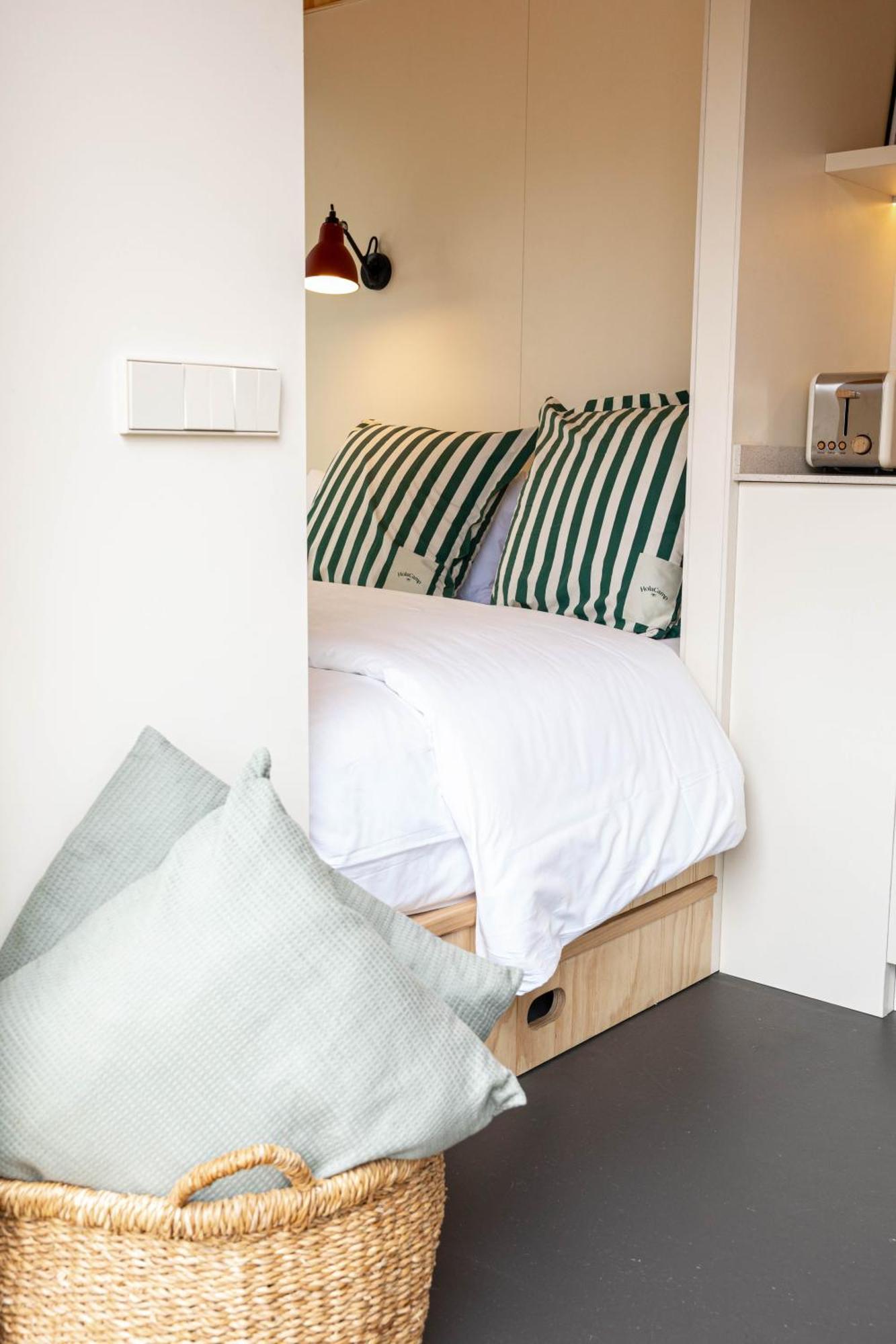 Holacamp Sitges Fun Hotel ภายนอก รูปภาพ