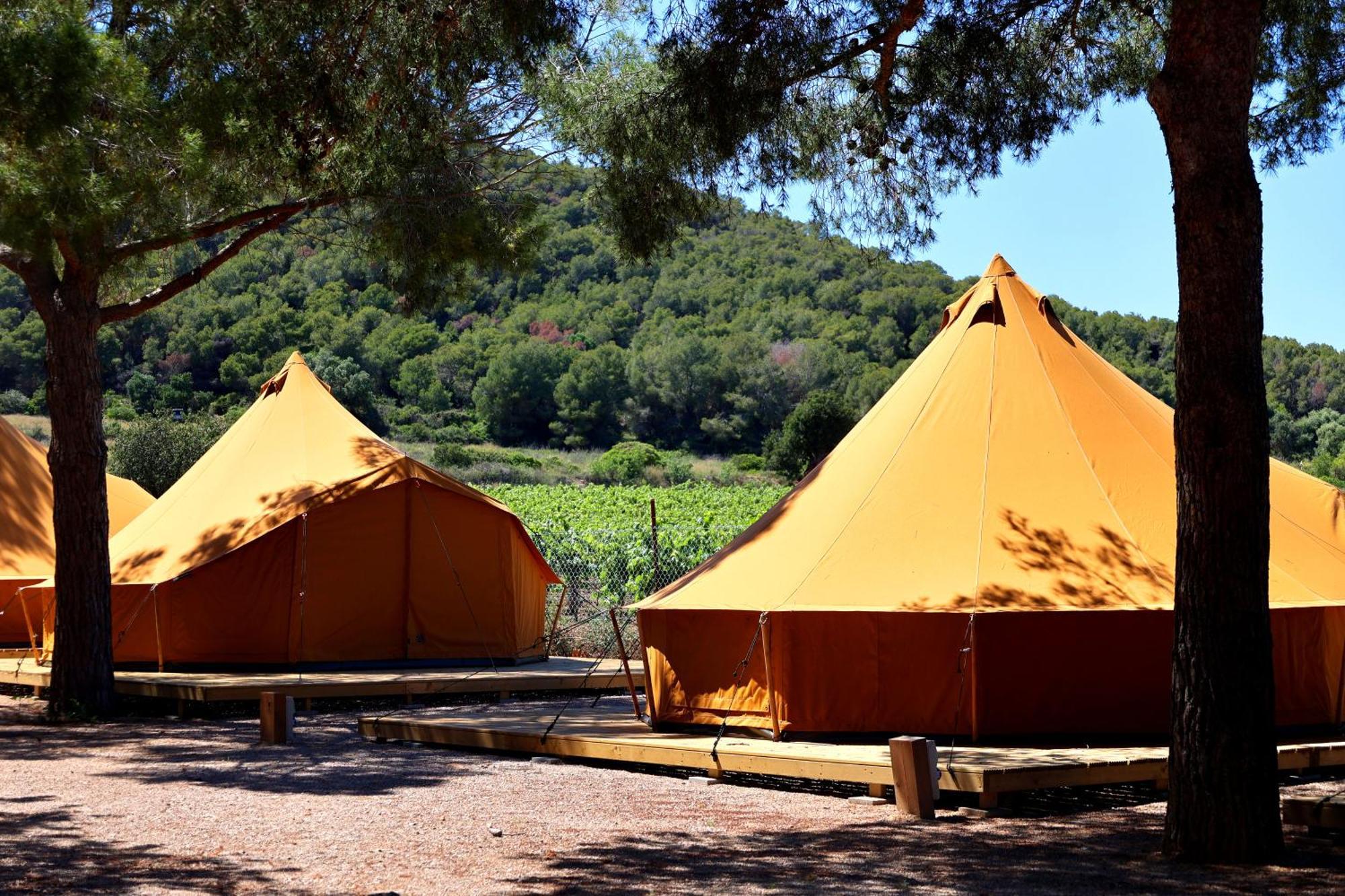 Holacamp Sitges Fun Hotel ภายนอก รูปภาพ
